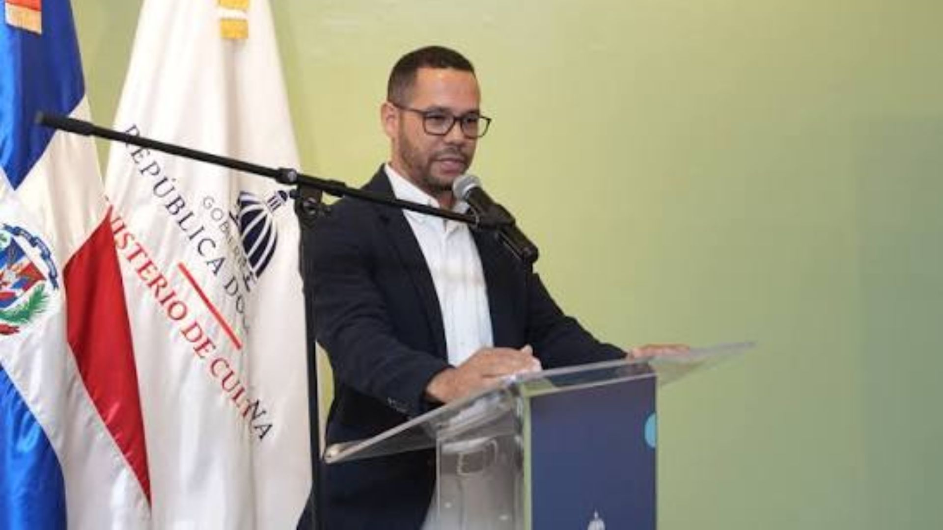 Richardson Díaz Conmemora el Legado de Olga Bucarelli y Anuncia 32 Espectáculos en FENATE 2026