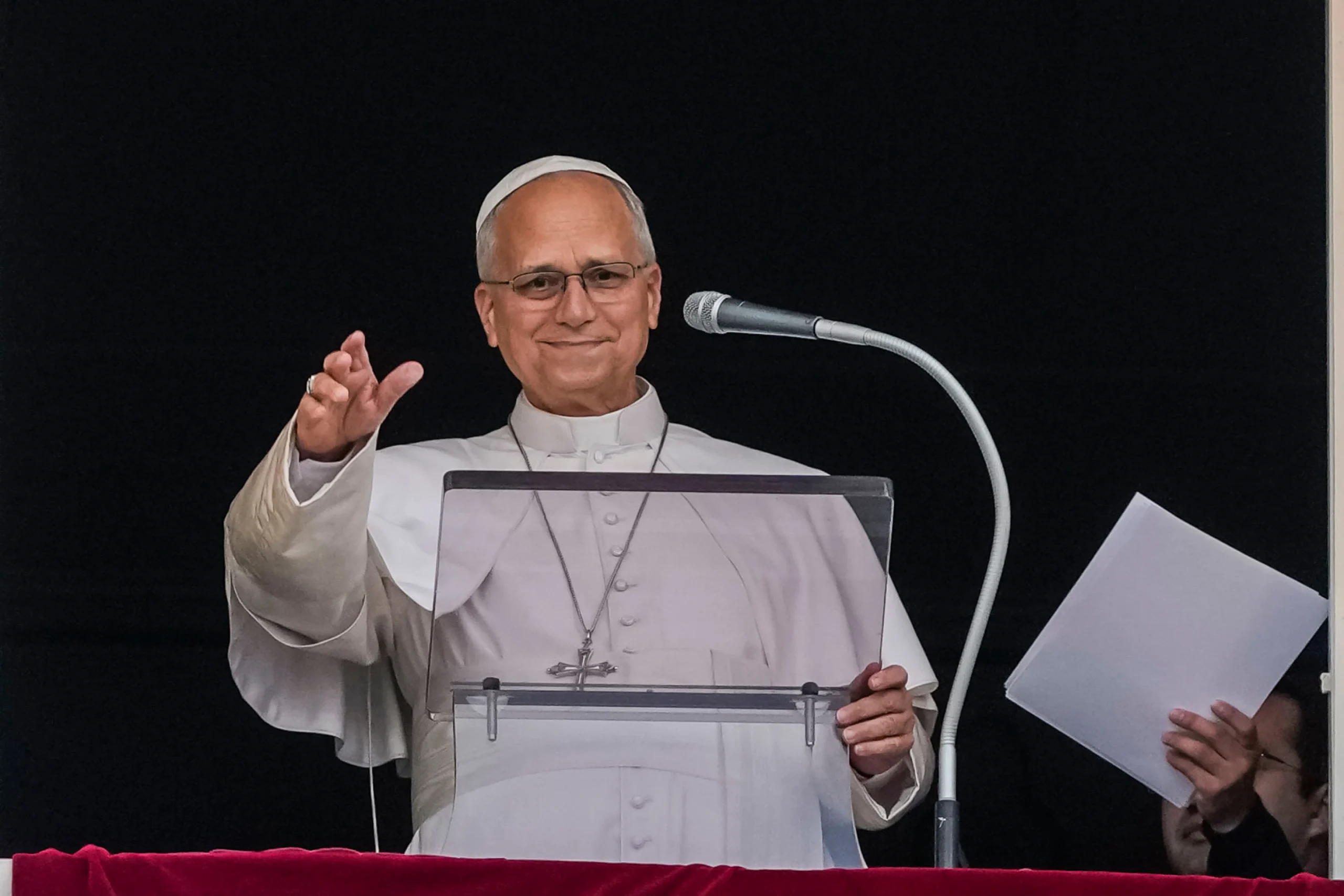 El Papa Retoma Itinerario Internacional en Sudamérica Tras Intervención Quirúrgica