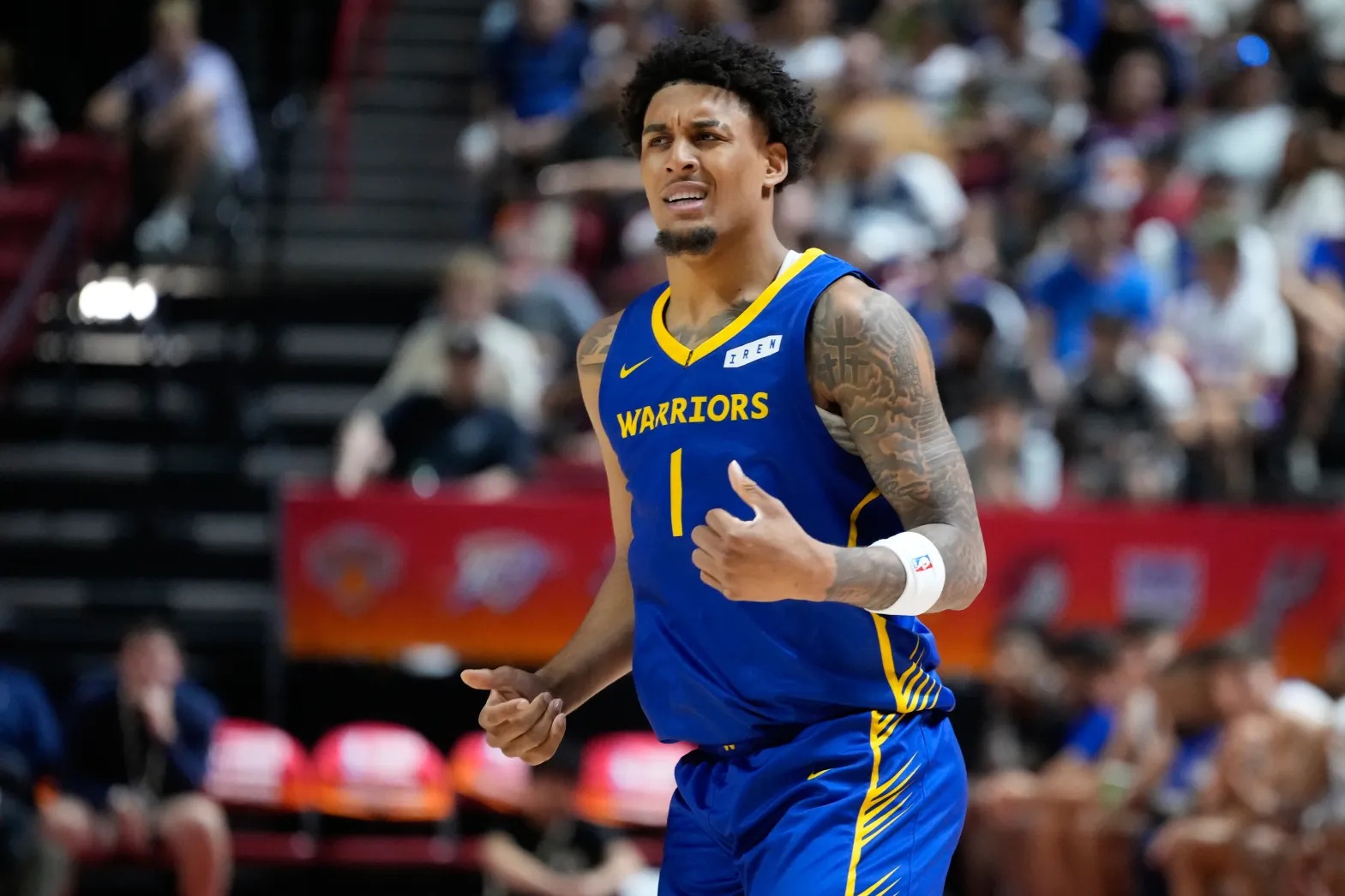 Yaxel Lendeborg Hace su Debut en la NBA con los Warriors, Anotando 12 Puntos en 29 Minutos