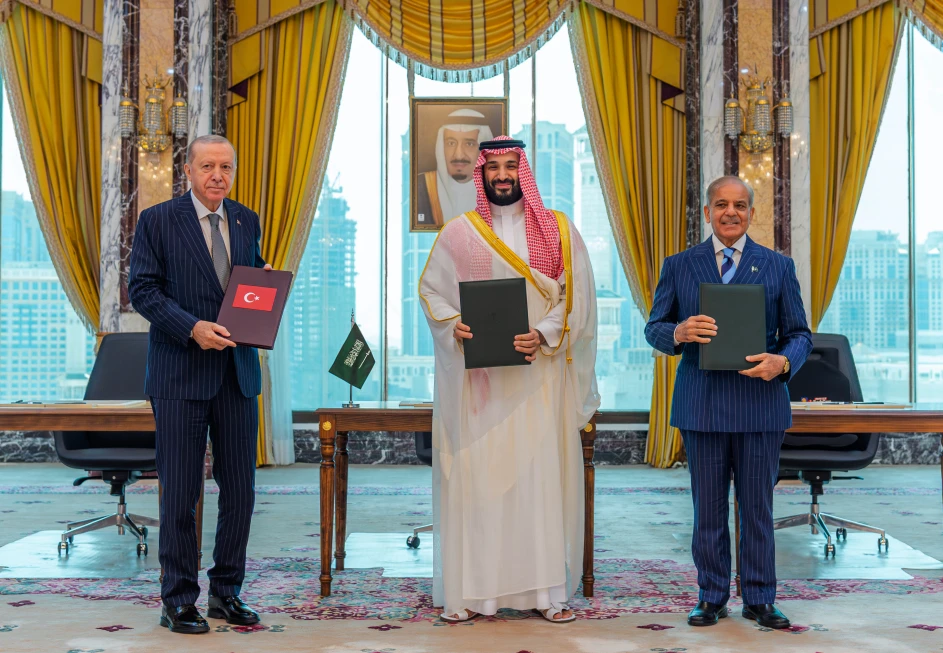 Naciones clave del Medio Oriente se congregan en Irán para mitigar tensiones bélicas