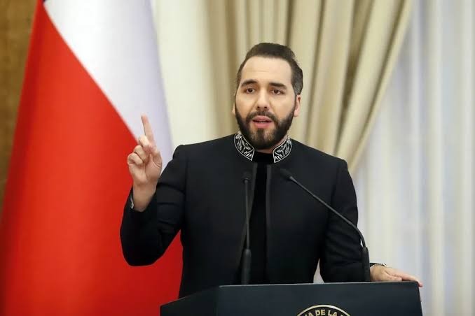 El Salvador busca diálogo con grupos criminales haitianos por la liberación de cuatro ciudadanos, según el WSJ