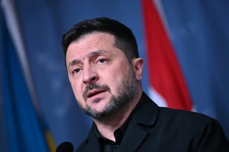 Zelensky Anticipa Cumbre Trilateral entre Ucrania, Rusia y EE. UU. para la Paz