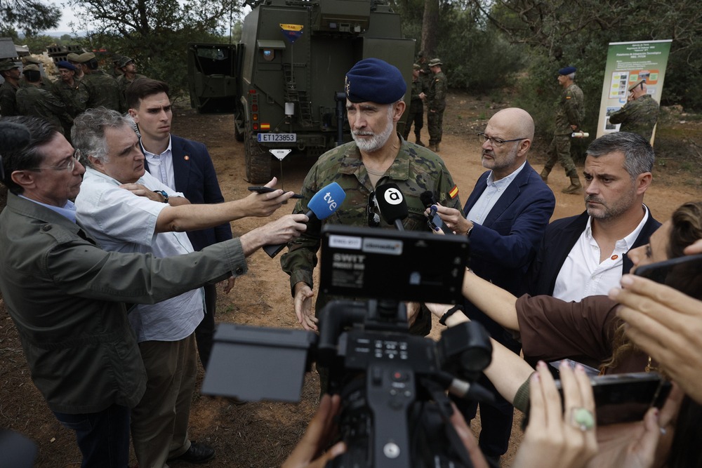 Felipe VI Ofrece Condolencias por el Trágico Accidente Ferroviario en Toledo