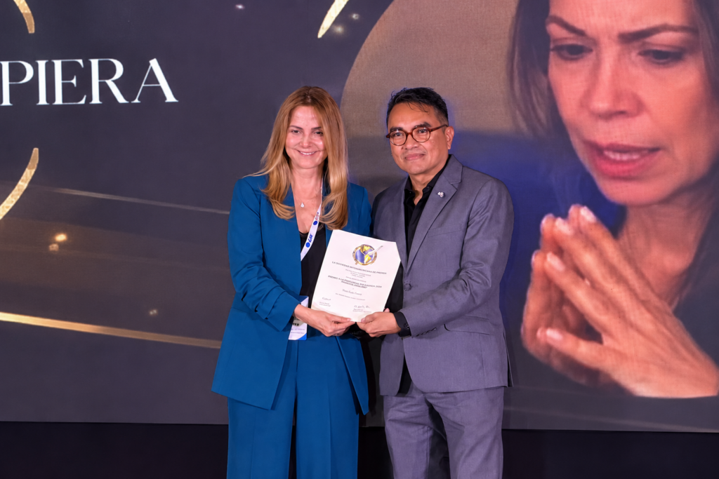 Nuria Piera Recibe el Reconocimiento a la Excelencia Periodística 2026 de la SIP en Colombia