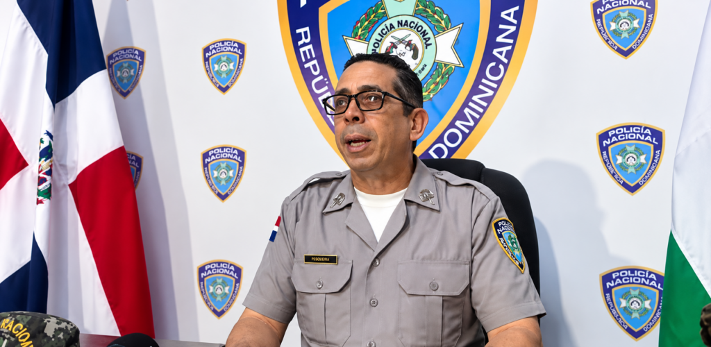 Autoridades Intensifican Búsqueda de Implicado en Doble Homicidio en Los Frailes