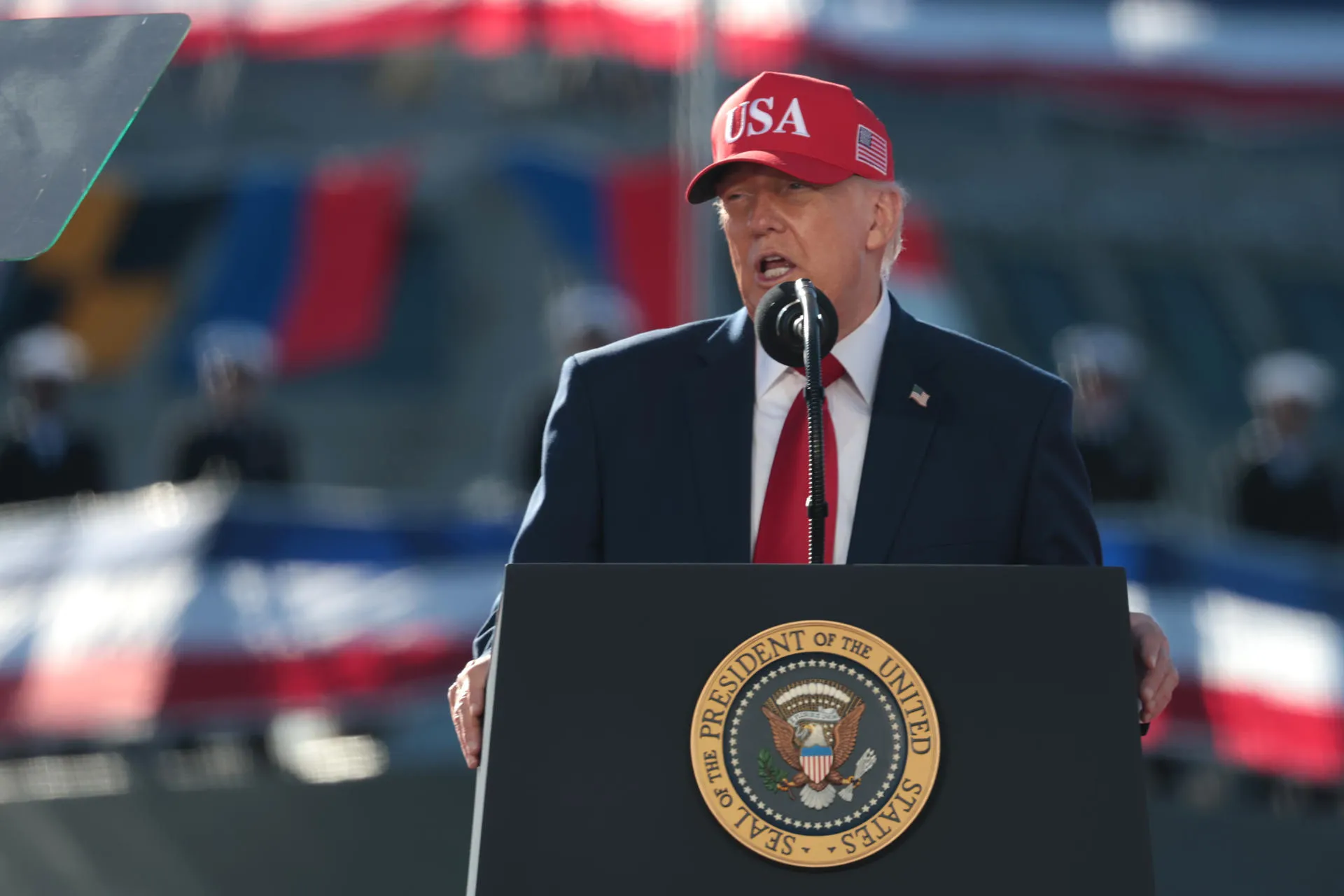 Trump Opta por Eventos de Campaña Virtuales Tras Cancelar Mítines Presenciales en Iowa y Kansas