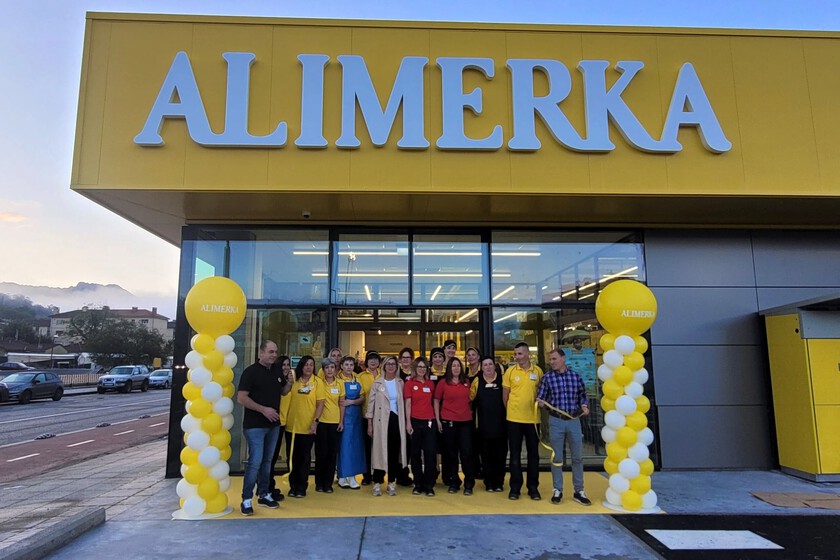 Conflicto laboral en Alimerka: Nuevo calendario de trabajo genera disputa por reducción de días libres