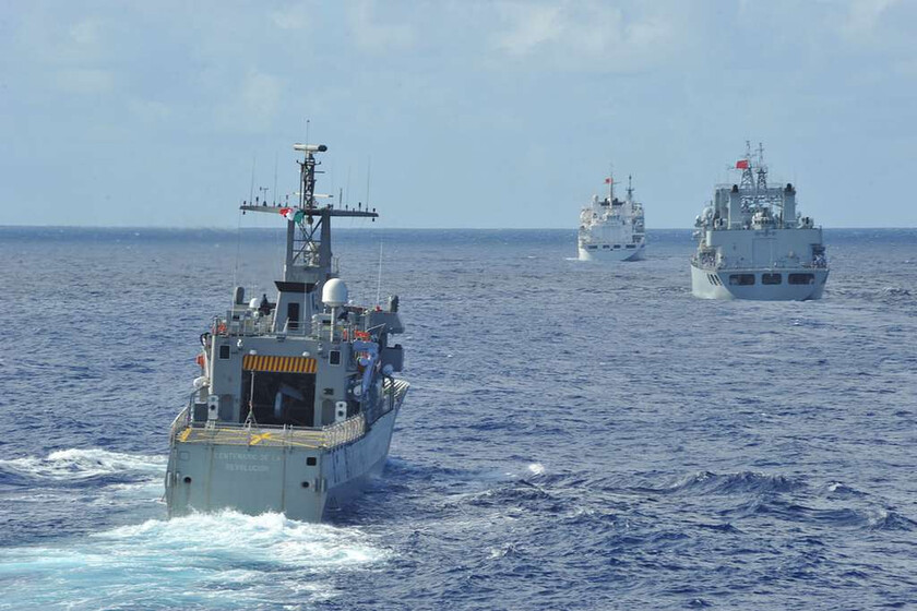 México moviliza a su Armada en una “guerra” contra la masiva invasión de sargazo que afecta sus costas