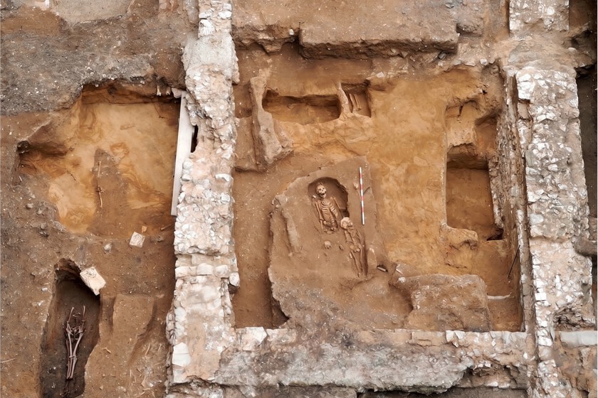 Resuelto el Misterio del Sarcófago Romano en la Abadía de Westminster: Un Abad Anglosajón Descansa en Él