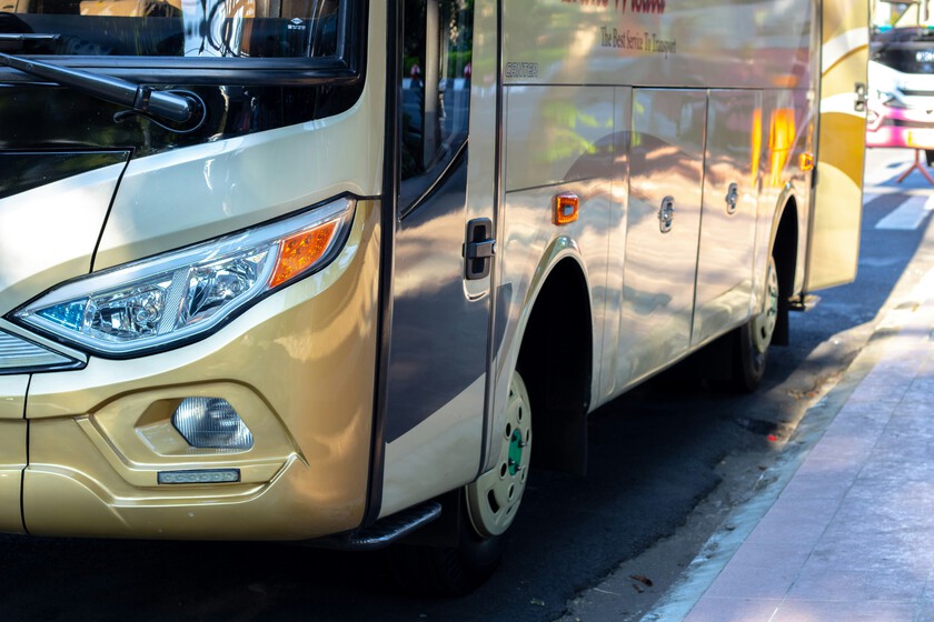 Conductores de vehículos pesados en Singapur enfrentan cargos judiciales por repetidos excesos de velocidad