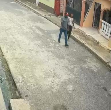 Mujer reporta presunto robo tras exposición a sustancia misteriosa en Monte Plata