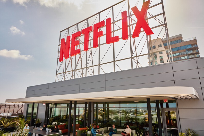 Netflix Revisa a la Baja sus Expectativas de Ingresos Publicitarios para 2026 y Anuncia Reestructuraciones